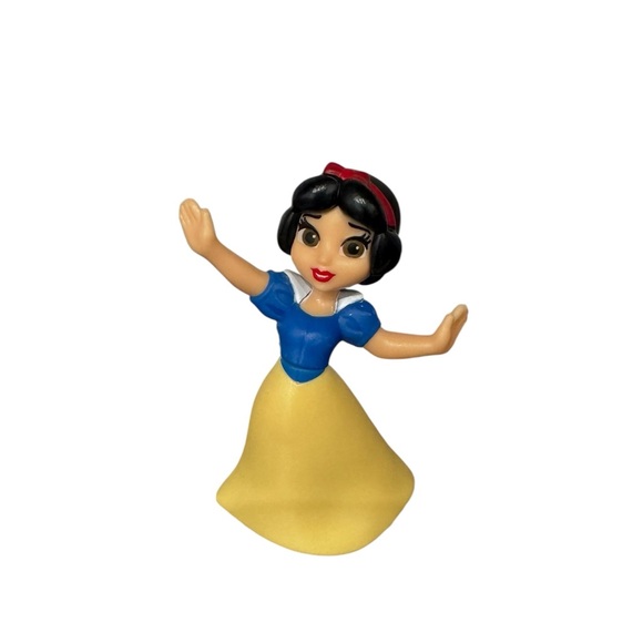Disney’s Snow White and the Seven Dwarfs 3” Snow White Hollow Figure - Picture 1 of 5